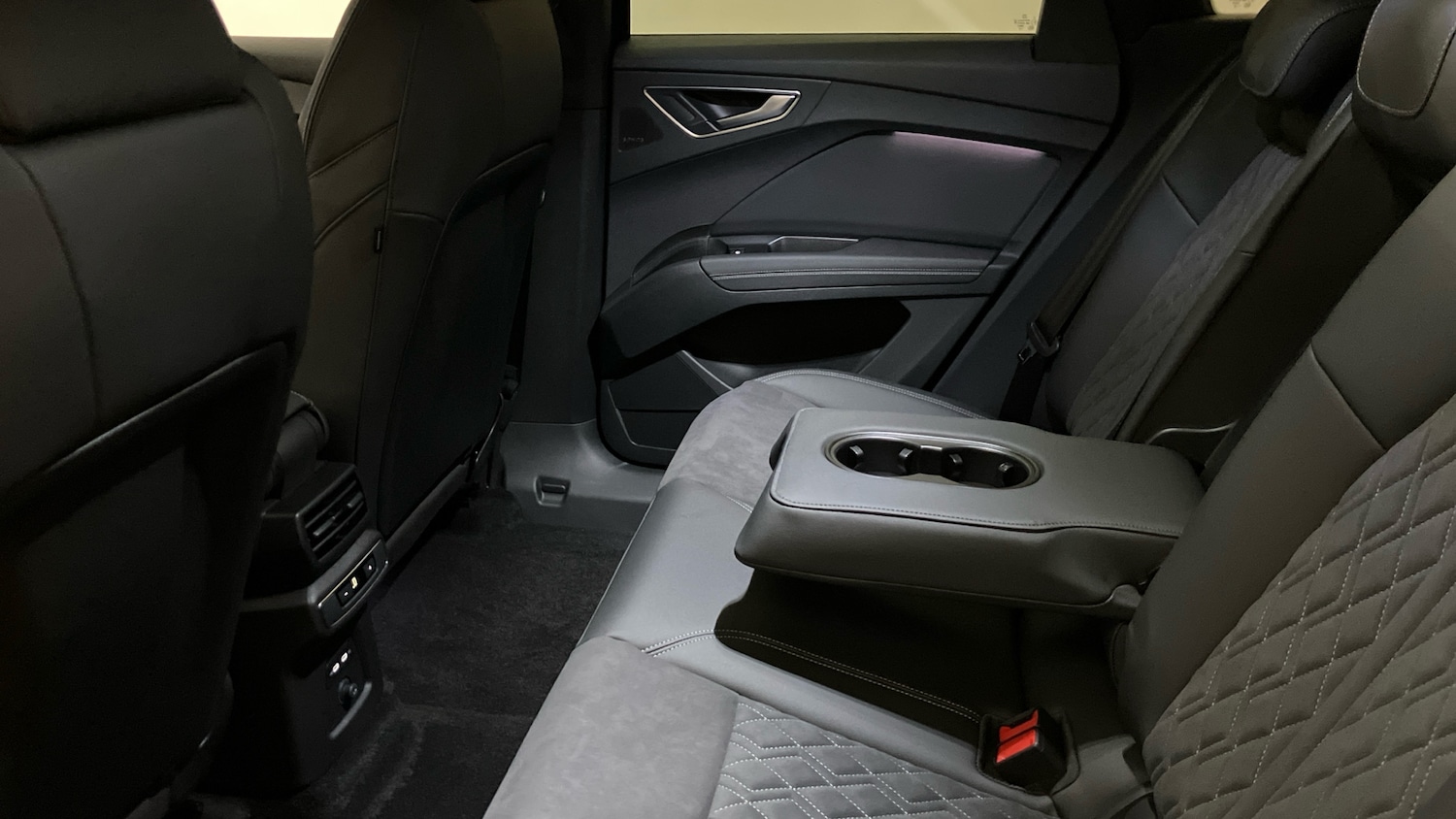 Used Audi Q4 e-tron 2025 for sale - 78151765: Photo 25