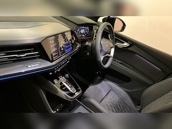 Used Audi Q4 e-tron 2025 for sale - 78151765: Photo