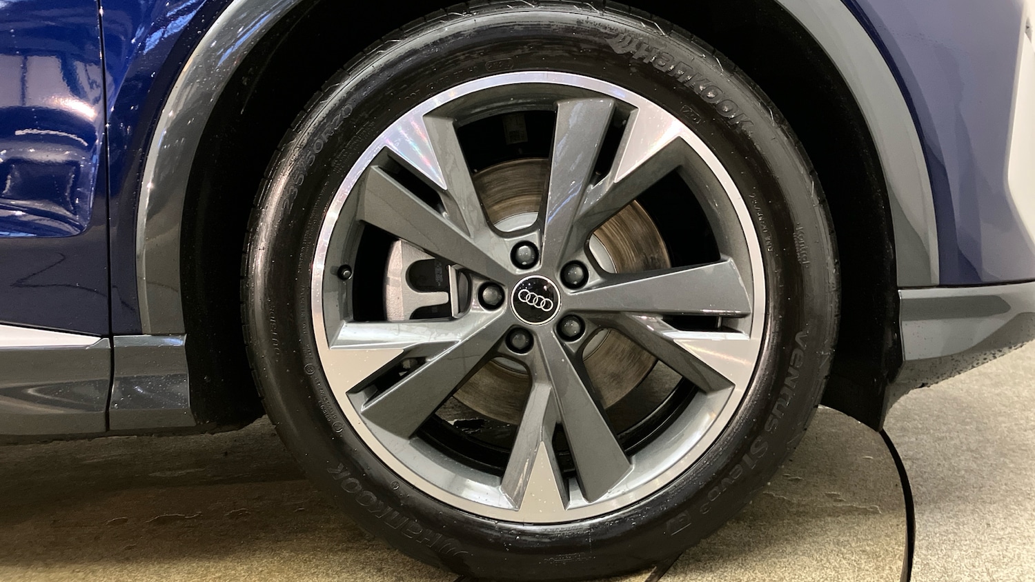 Used Audi Q4 e-tron 2025 for sale - 78151765: Photo 5