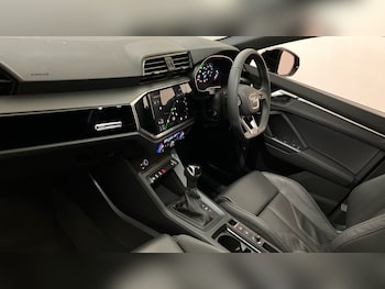Used Audi Q3 2025 for sale - 76144570: Photo 2