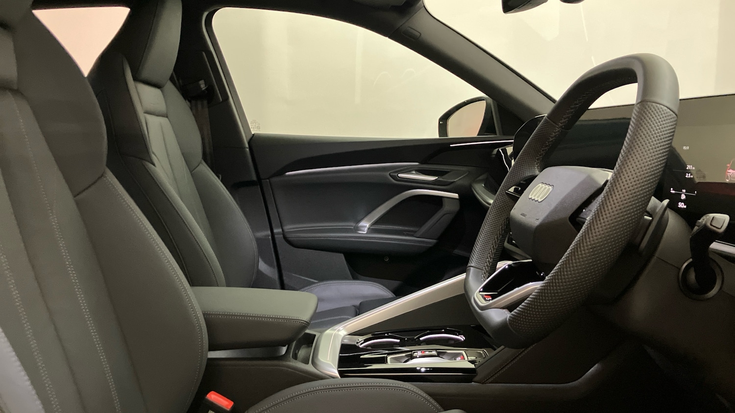 Used Audi Q5 2025 for sale - 77568288: Photo 15