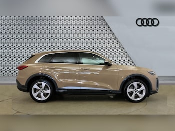 Used Audi Q5 2025 for sale - 77763356: Photo