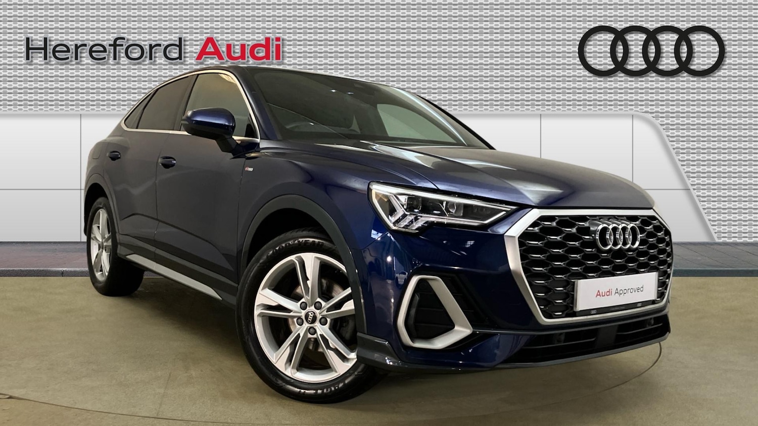 Used Audi Q3 2023 for sale - 77106419: Photo 1