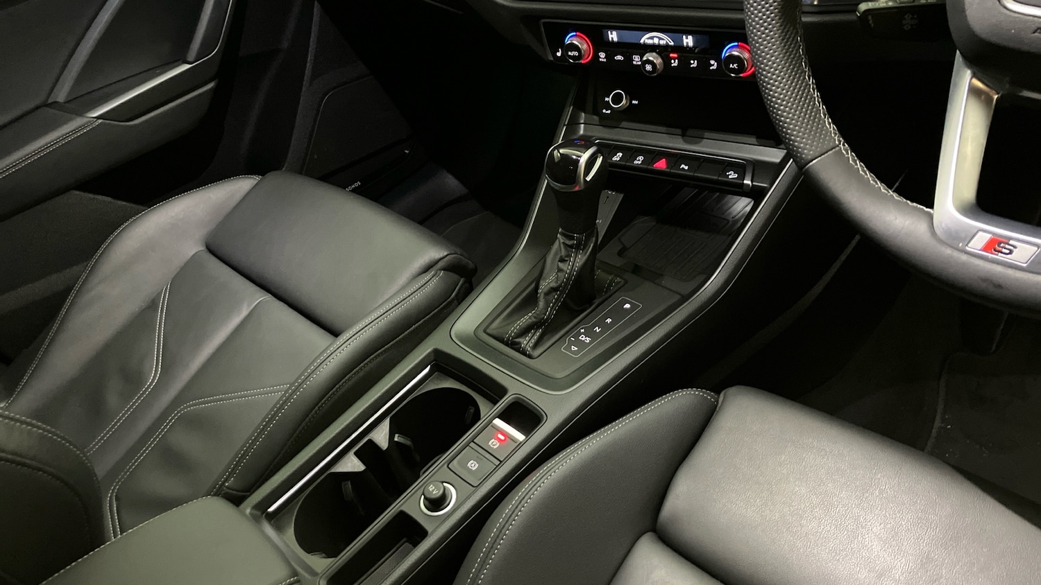 Used Audi Q3 2023 for sale - 77106419: Photo 14