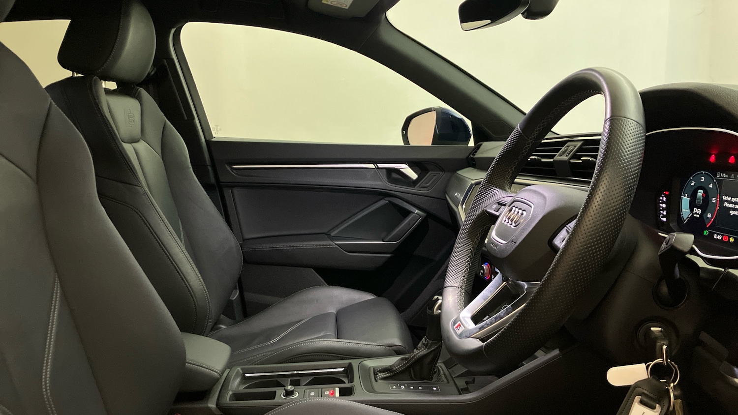 Used Audi Q3 2023 for sale - 77106419: Photo 15