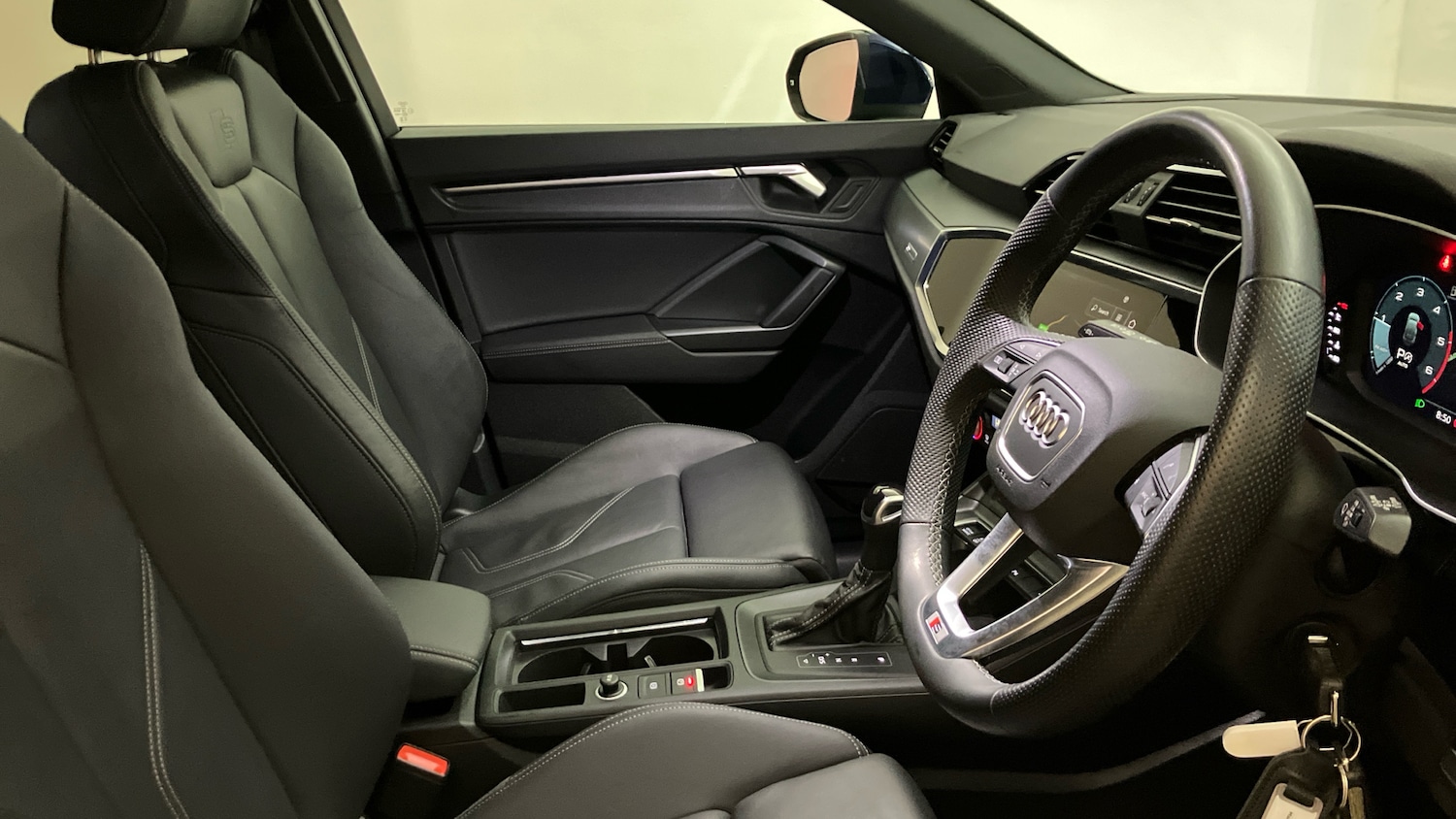 Used Audi Q3 2023 for sale - 77106419: Photo 28