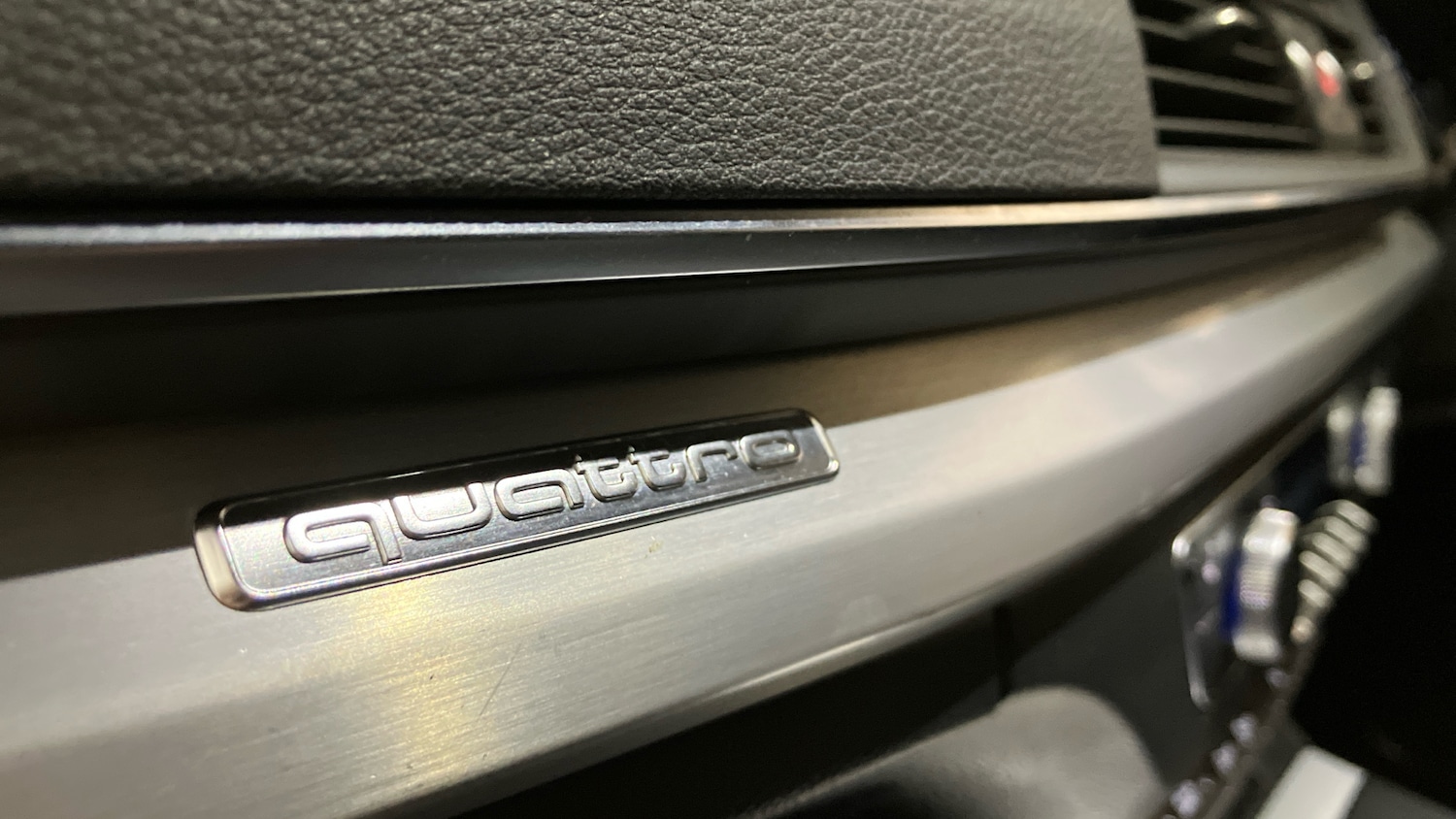 Used Audi Q5 2020 for sale - 76692670: Photo 24