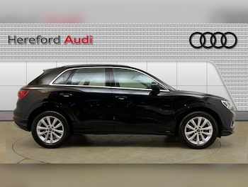 Used Audi Q3 2023 for sale - 76413209: Photo