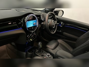 Used MINI Hatch 2022 for sale - 77489863: Photo