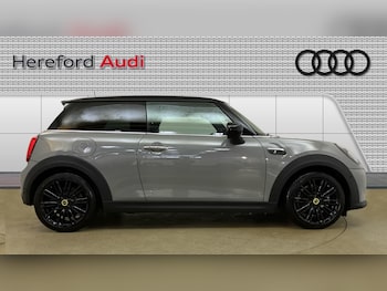 Used MINI Hatch 2022 for sale - 77489863: Photo