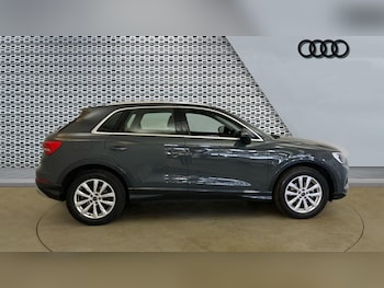 Used Audi Q3 2025 for sale - 78328354: Photo