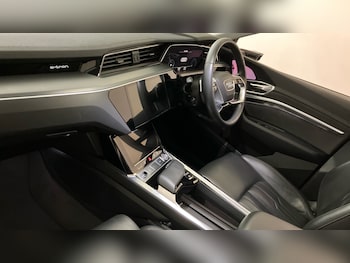 Used Audi e-tron 2020 for sale - 78992398: Photo