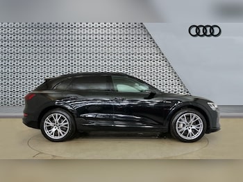 Used Audi e-tron 2020 for sale - 78992398: Photo