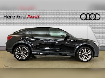 Used Audi Q3 2023 for sale - 77446162: Photo