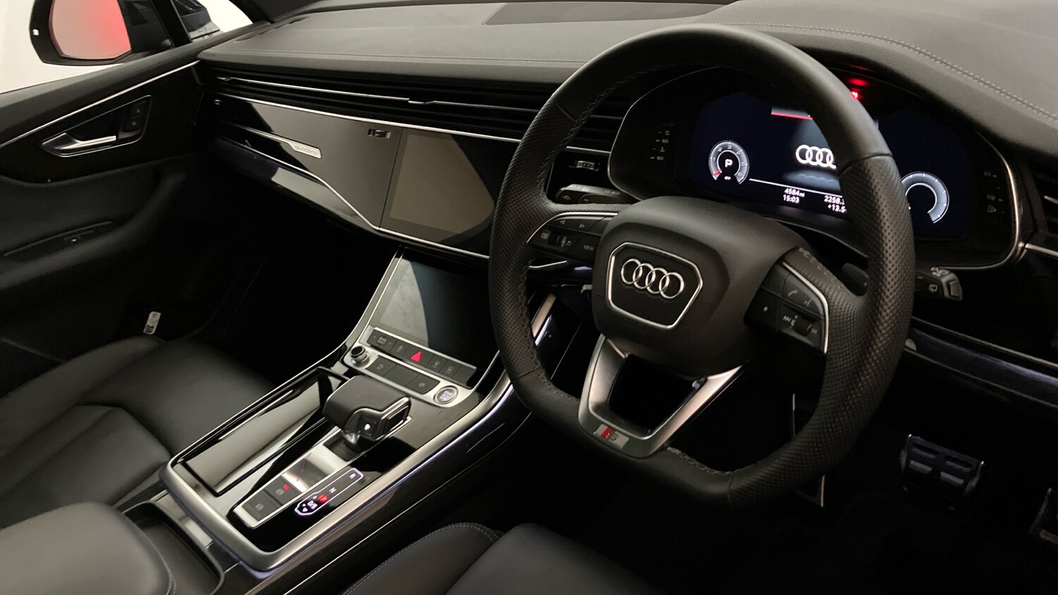 Used Audi Q7 2025 for sale - 76391630: Photo 6