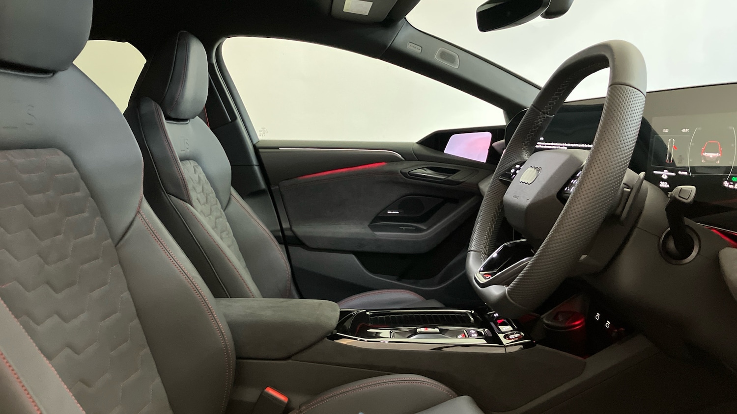 Used Audi A6 2025 for sale - 77026035: Photo 15