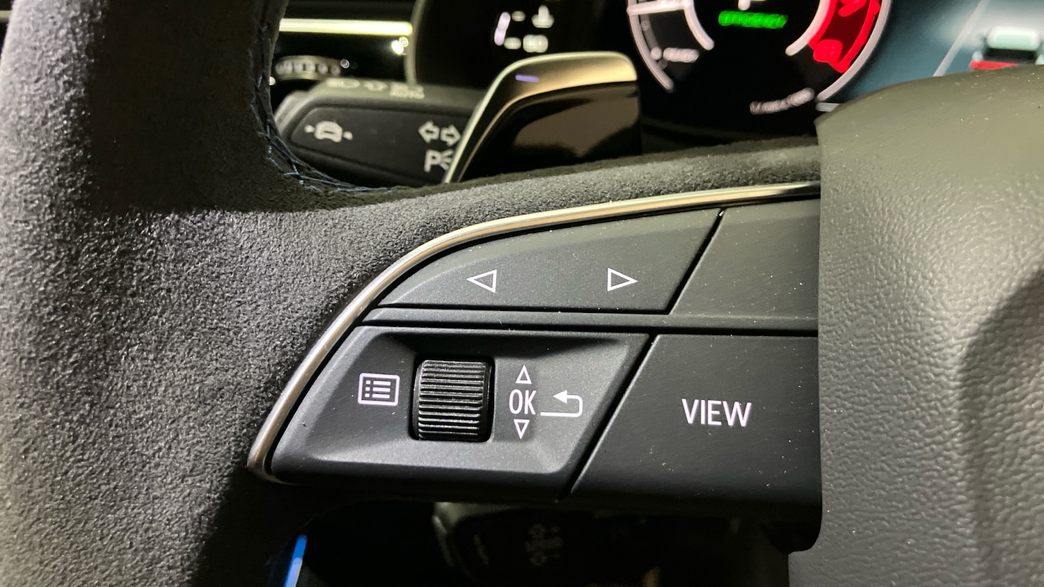 Used Audi RS Q8 2025 for sale - 77353523: Photo 17