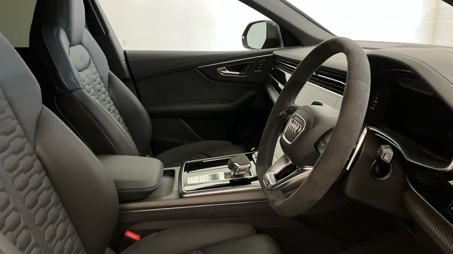 Used Audi RS Q8 2025 for sale - 77353523: Photo 39