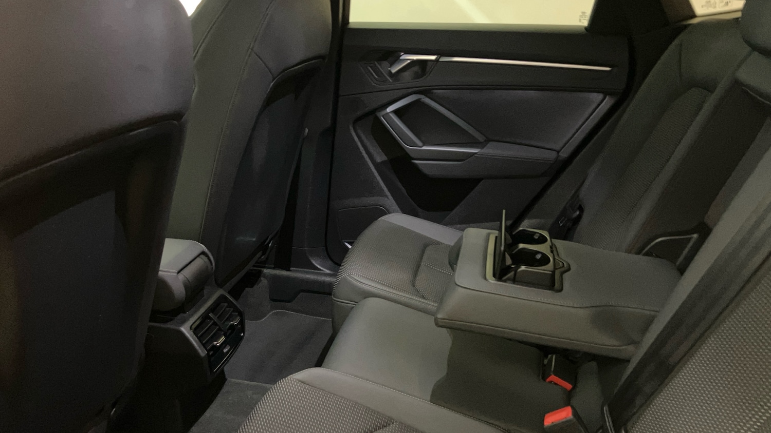 Used Audi Q3 2021 for sale - 76682247: Photo 25