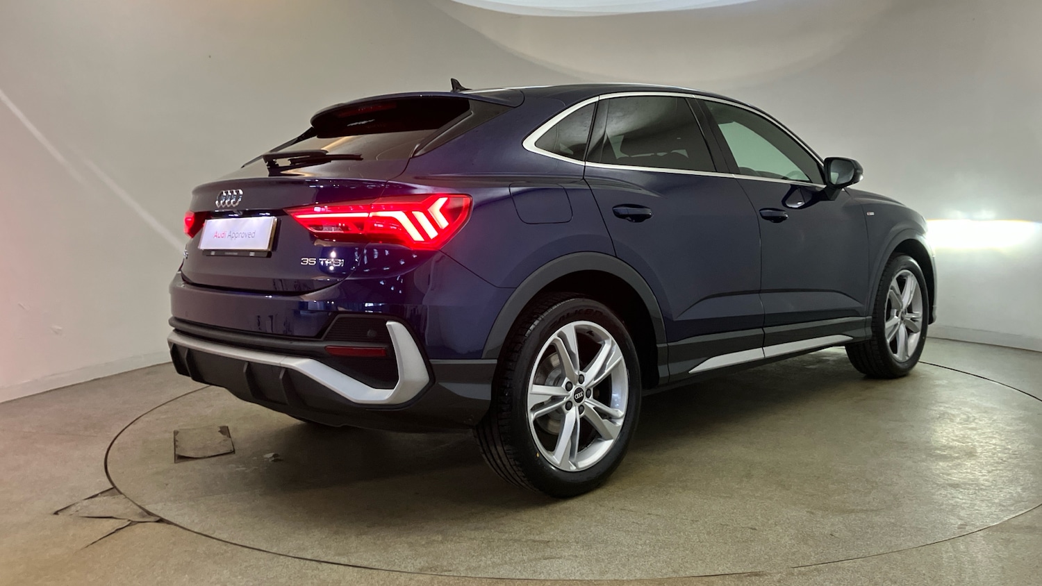 Used Audi Q3 2021 for sale - 76682247: Photo 35