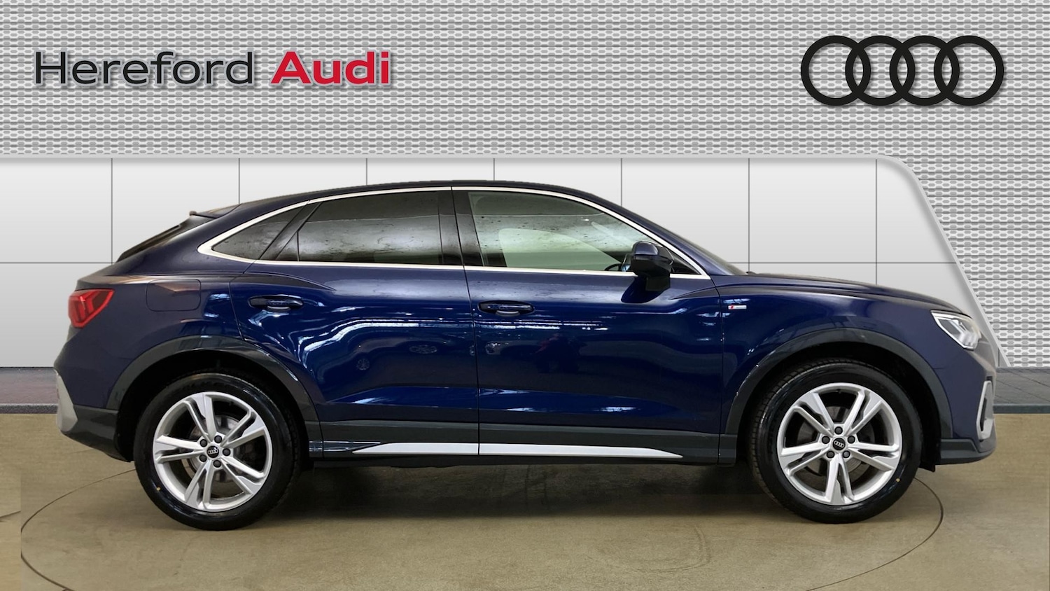 Used Audi Q3 2021 for sale - 76682247: Photo 4