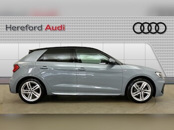 Used Audi A1 2023 for sale - 76570910: Photo