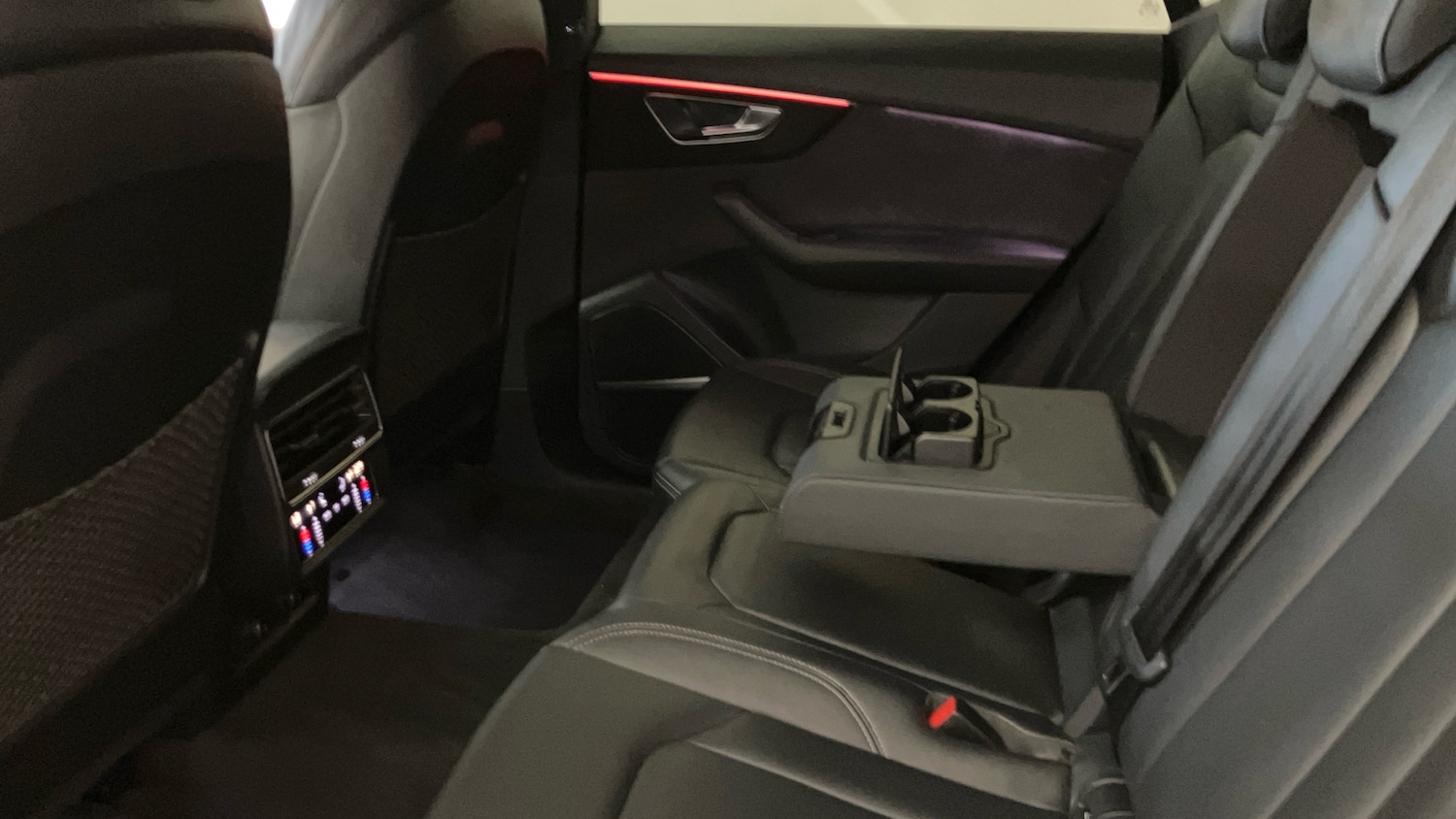 Used Audi Q8 2021 for sale - 76881512: Photo 30