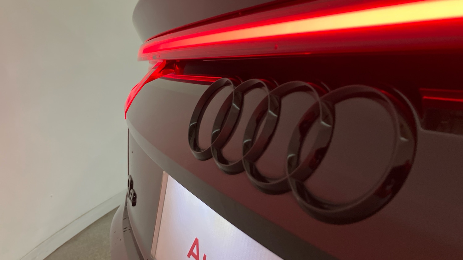 Used Audi Q8 2021 for sale - 76881512: Photo 34