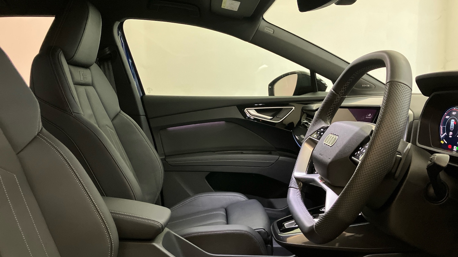 Used Audi Q4 e-tron 2025 for sale - 77220689: Photo 15