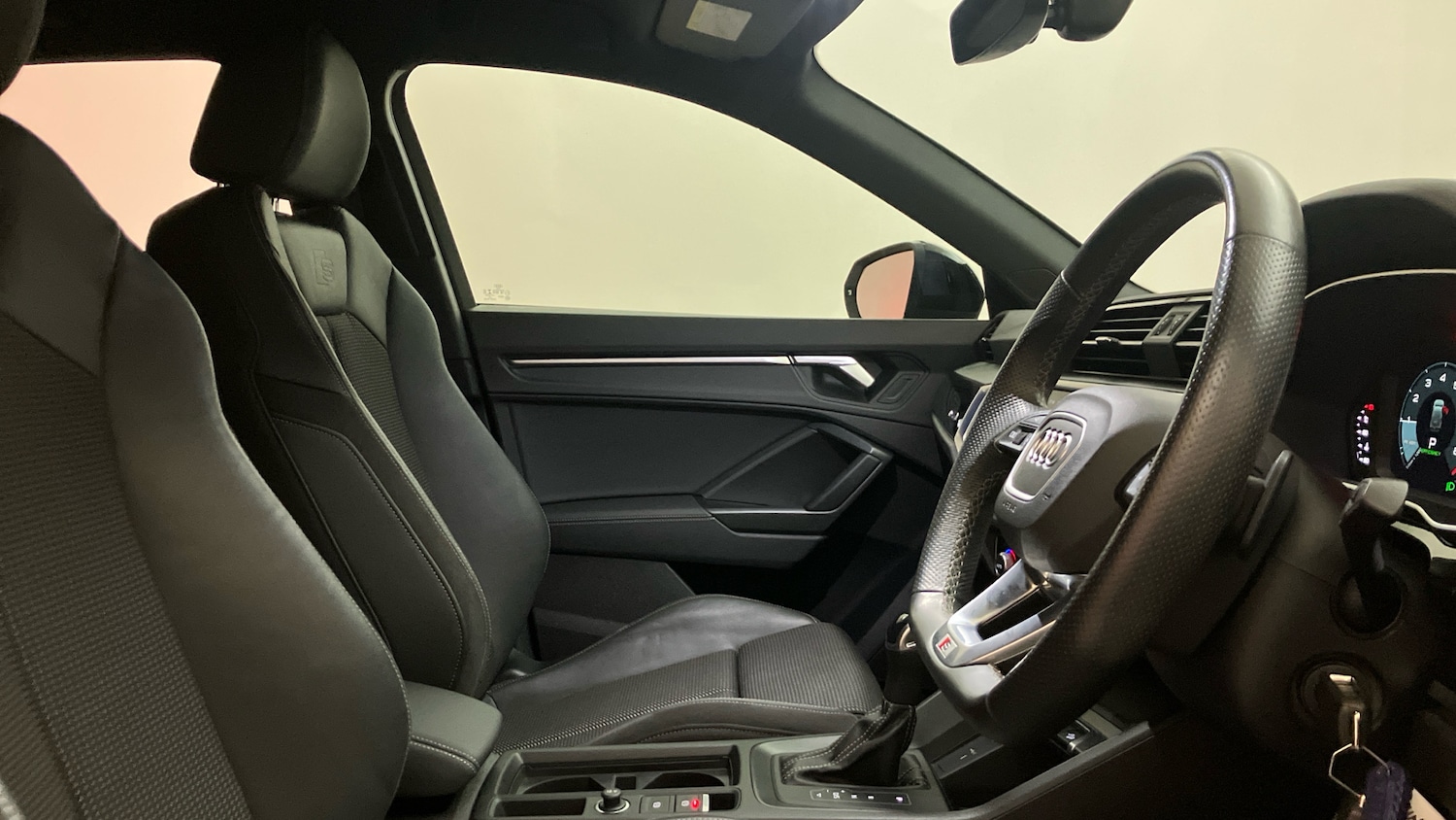 Used Audi Q3 2022 for sale - 76340492: Photo 15