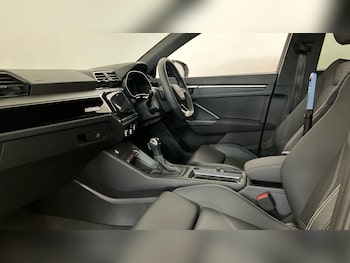 Used Audi Q3 2025 for sale - 78328357: Photo