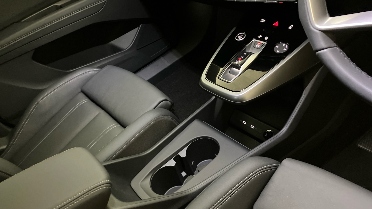 Used Audi Q4 e-tron 2025 for sale - 77071410: Photo 14