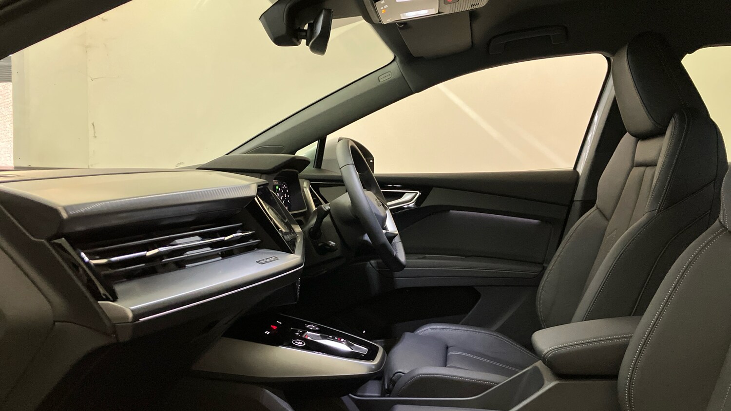 Used Audi Q4 e-tron 2025 for sale - 77071410: Photo 22