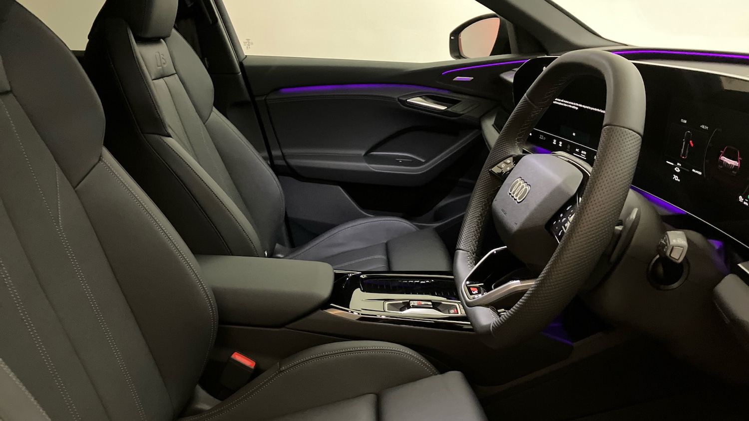 Used Audi Q6 e-tron 2025 for sale - 77071419: Photo 30