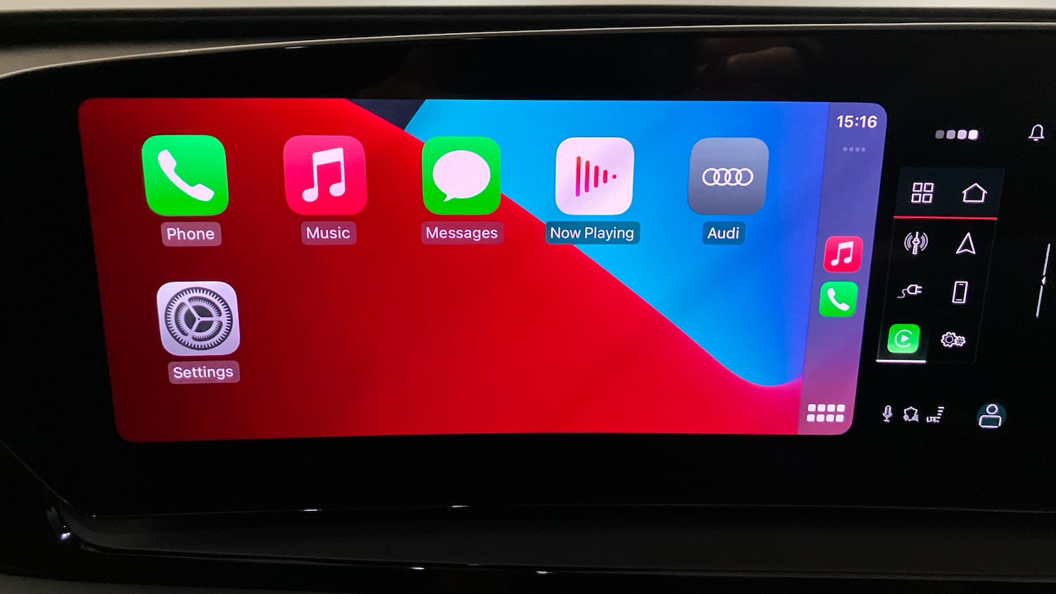 Used Audi Q6 e-tron 2025 for sale - 77071419: Photo 31