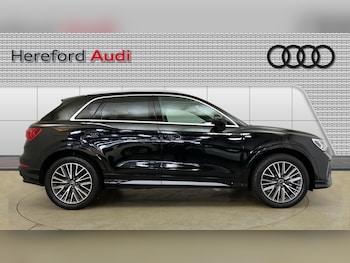 Used Audi Q3 2025 for sale - 77071403: Photo