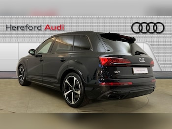 Used Audi Q7 2021 for sale - 77005779: Photo