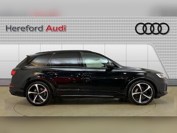 Used Audi Q7 2021 for sale - 77005779: Photo