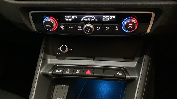 Used Audi Q3 2025 for sale - 76065899: Photo 13
