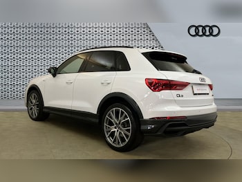 Used Audi Q3 2024 for sale - 77997426: Photo