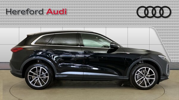Used Audi Q5 2025 for sale - 76065904: Photo 4