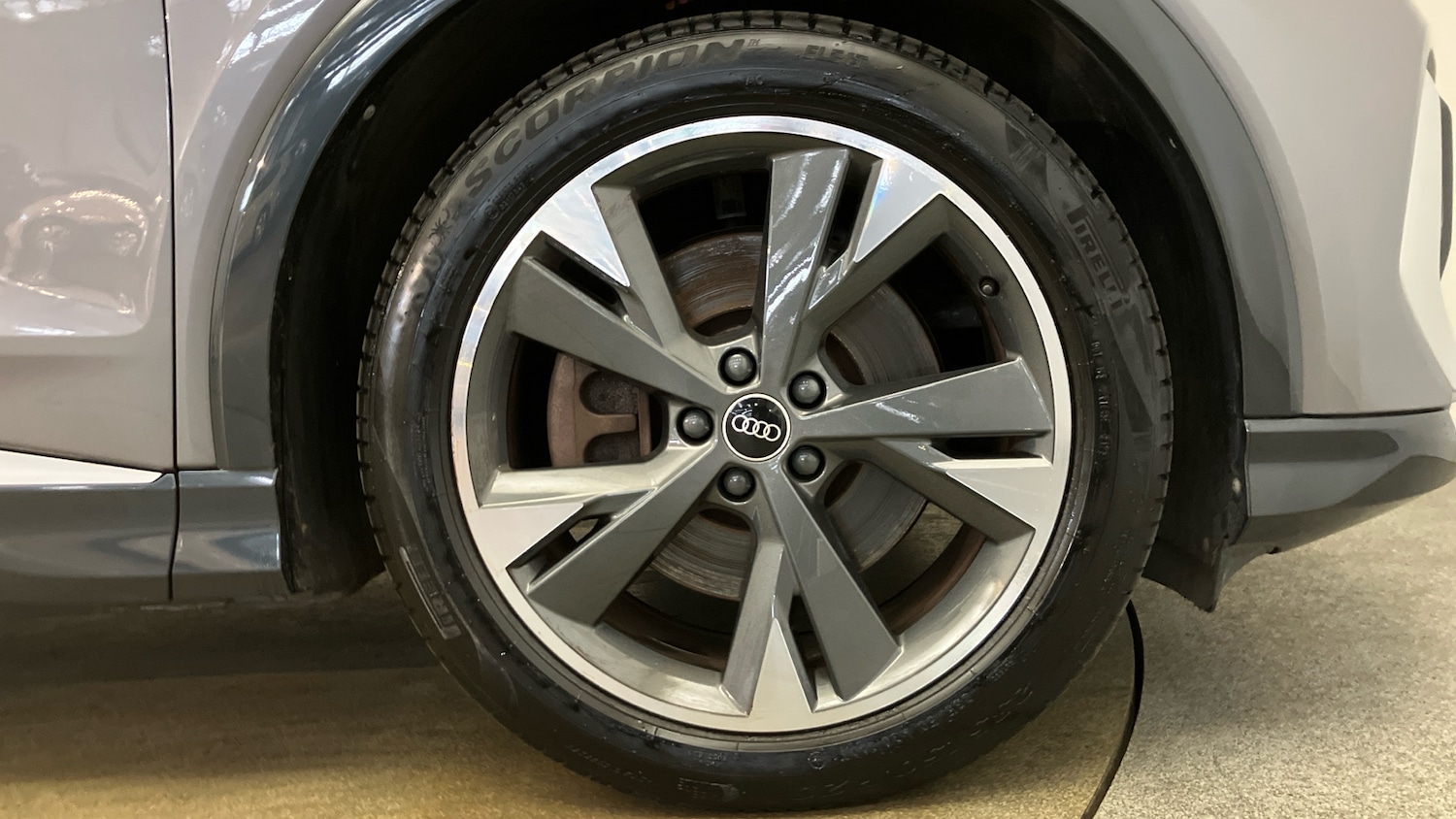 Used Audi Q4 e-tron 2021 for sale - 76766812: Photo 5