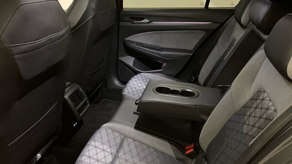 Used Volkswagen Golf 2023 for sale - 76233024: Photo 24