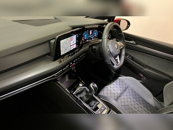 Used Volkswagen Golf 2023 for sale - 76233024: Photo 2