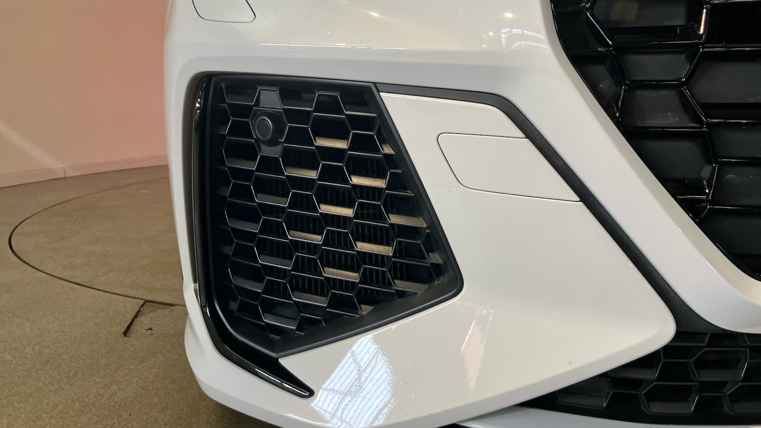 Used Audi RS Q3 2021 for sale - 75918857: Photo 23