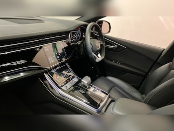 Used Audi Q8 2023 for sale - 76979648: Photo