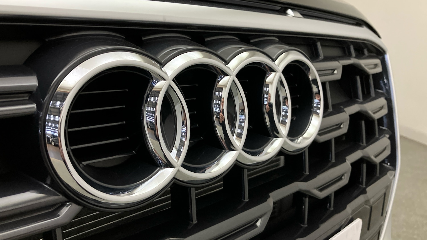 Used Audi Q2 2025 for sale - 77353531: Photo 33