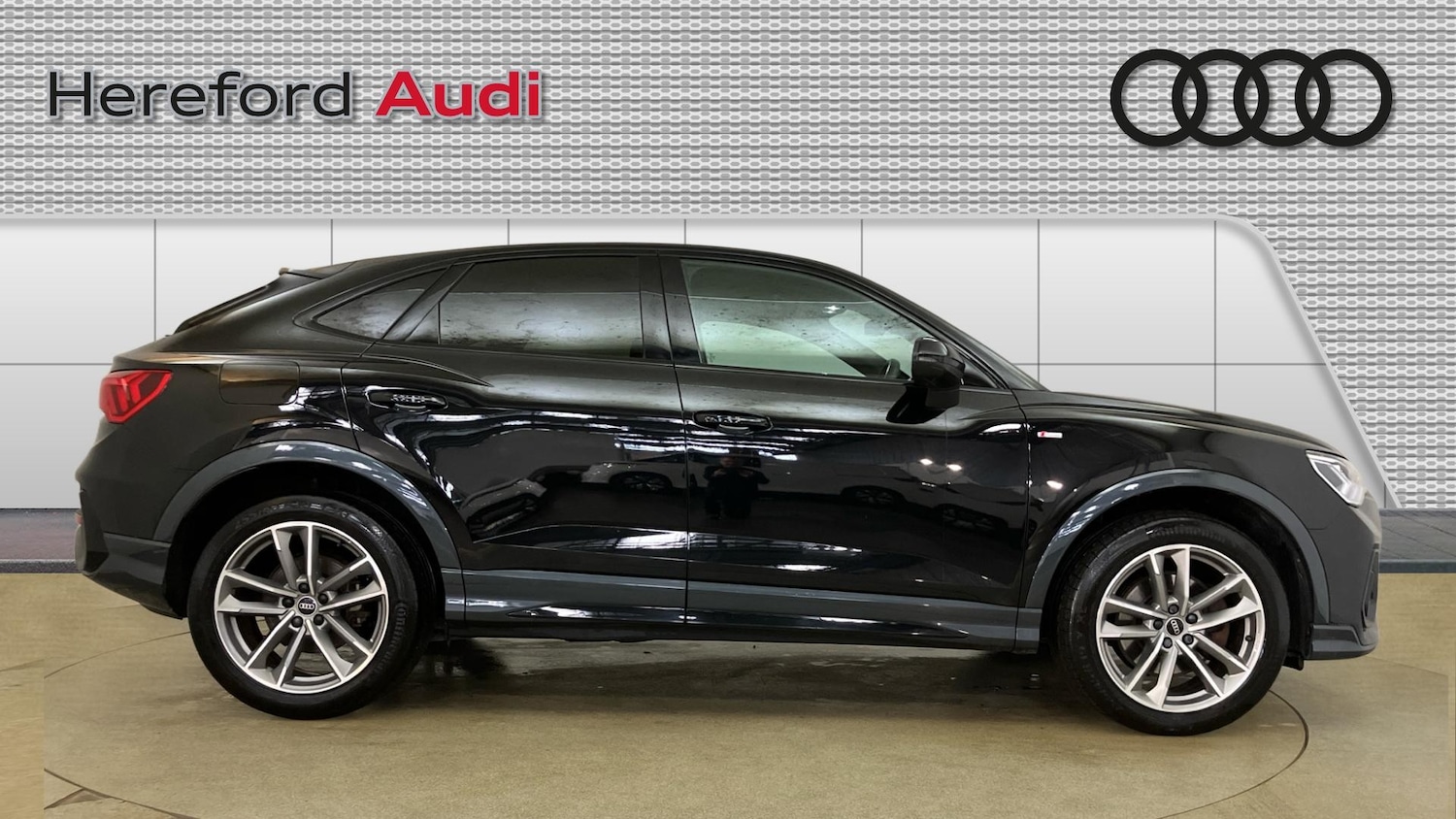 Used Audi Q3 2023 for sale - 77619756: Photo 4