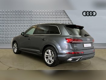 Used Audi Q7 2023 for sale - 79545164: Photo