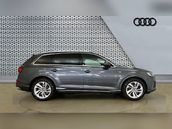 Used Audi Q7 2023 for sale - 79545164: Photo
